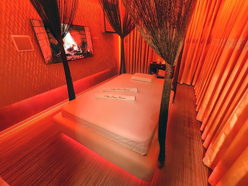 Personal feminin pentru Mon Amour Massage