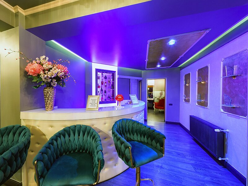 Personal feminin pentru Mon Amour Massage